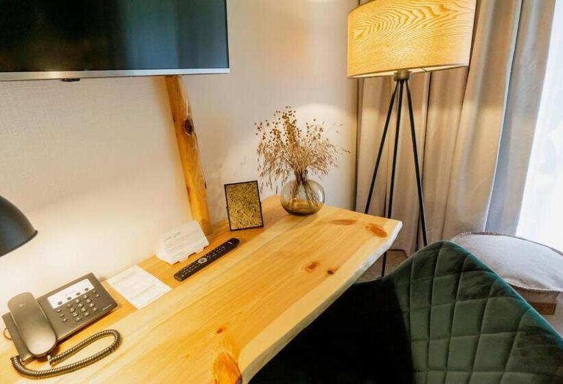 اتاق استاندارد با بالکن, Waldhotel Eiche