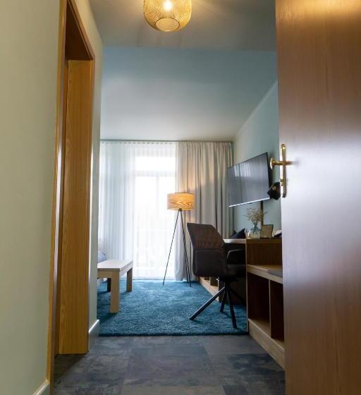 اتاق استاندارد با بالکن, Waldhotel Eiche