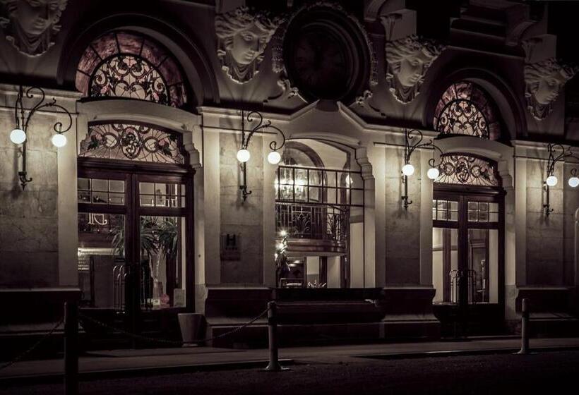 اتاق رمانتیک, Curia Palace Hotel & Spa