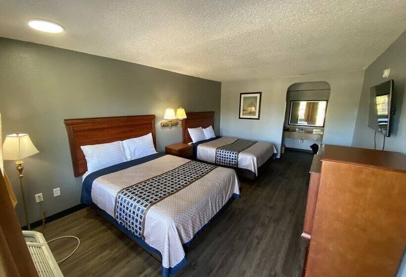 Standard Room 2 Double Beds, Americas Best Value Inn Gainesville