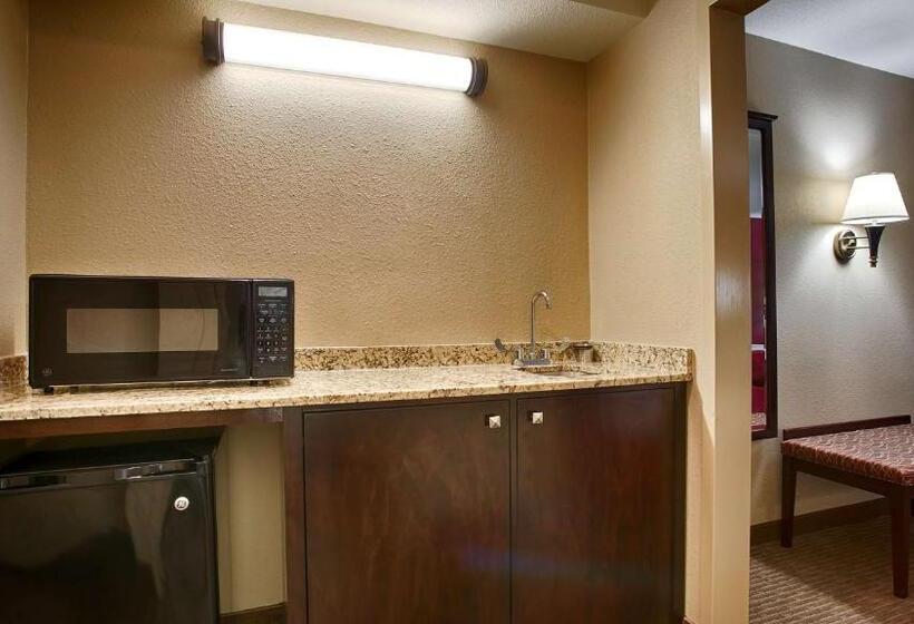 سوییت, Best Western Of Alexandria Inn & Suites & Conference Center