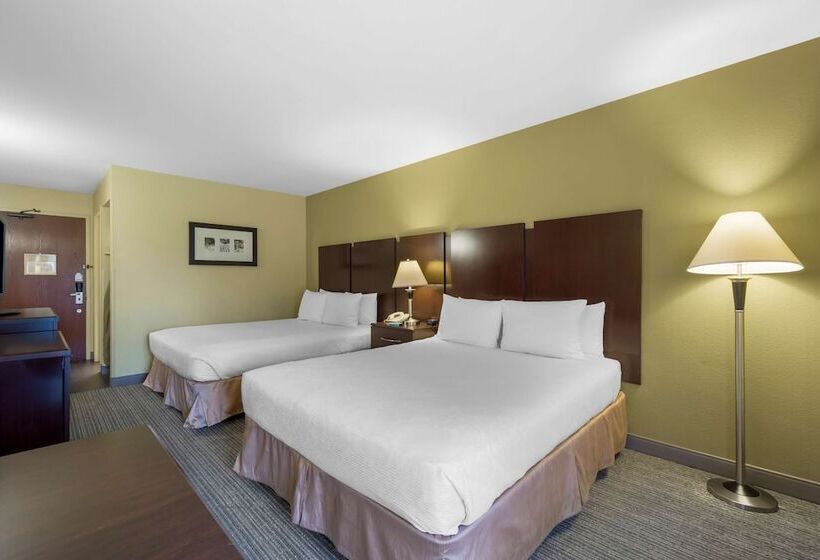 Standard Room 2 Double Beds, Best Western Plus Plaza By The Green