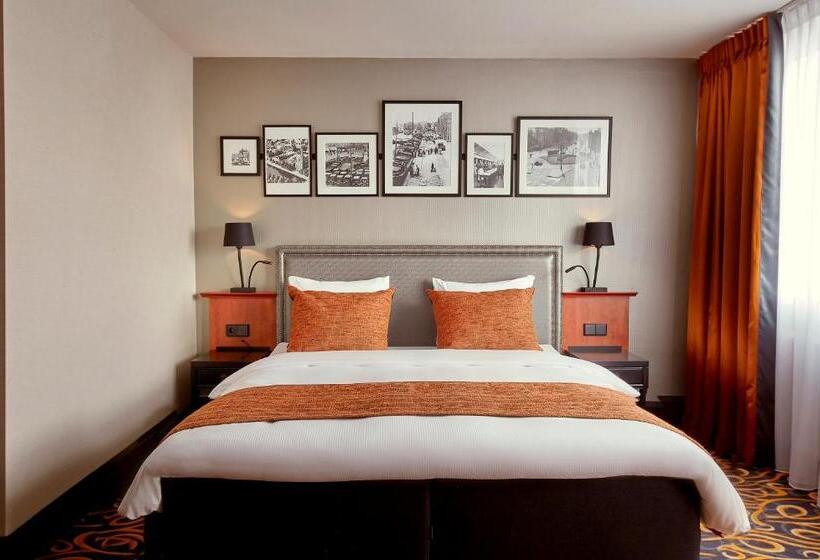 Chambre Deluxe, Carlton Square