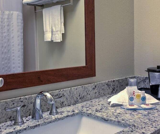 اتاق استاندارد با 2 تخت دوبل, Comfort Inn Brunswick