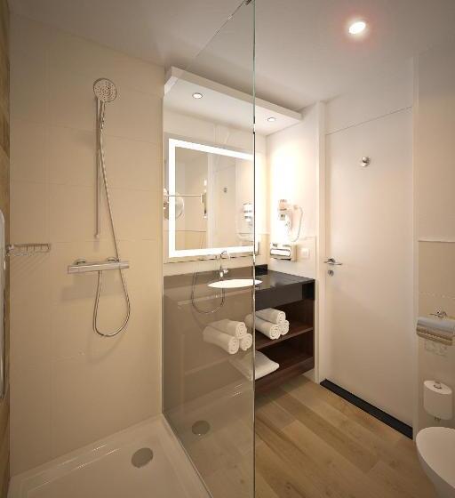 标准间带江景, Crowne Plaza Maastricht, An Ihg