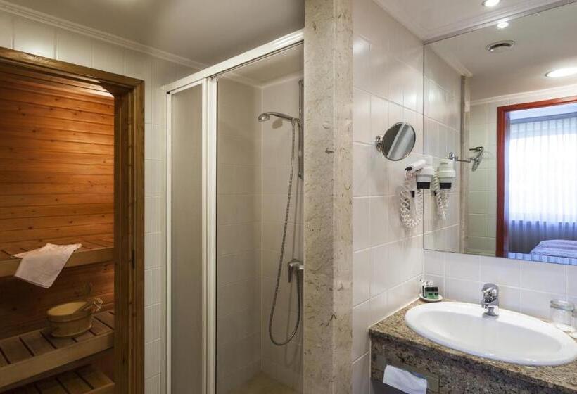 سوییت سوپریور, Danubius Hotel Helia