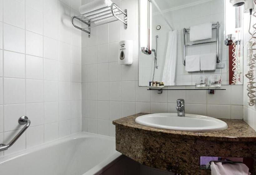 اتاق استاندارد, Danubius Hotel Helia