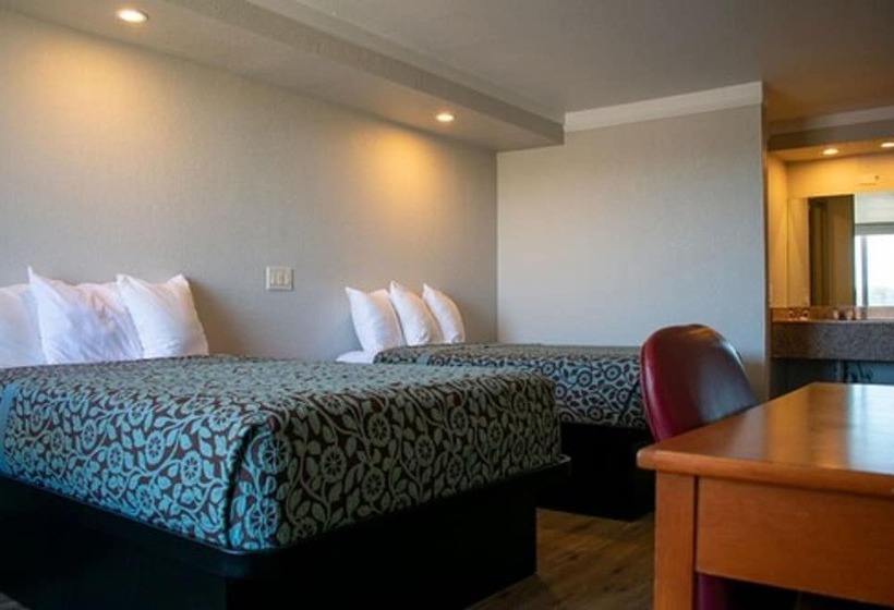 Quarto Estandar 2 Camas Casal, Days Inn By Wyndham Hillsboro Tx