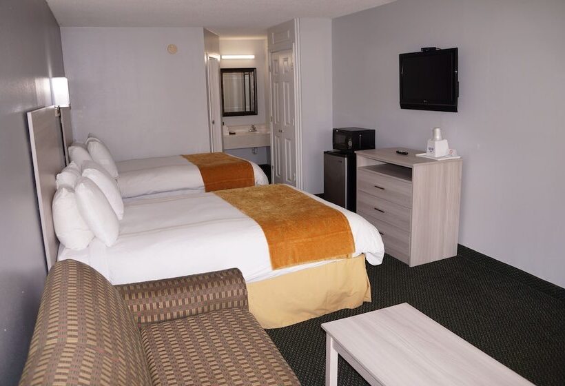 Deluxe Room, Days Inn & Suites By Wyndham Williamsburg Colonial