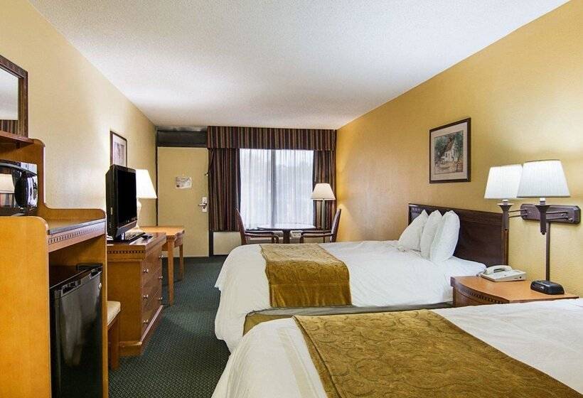 اتاق استاندارد با 2 تخت دوبل, Days Inn & Suites By Wyndham Williamsburg Colonial