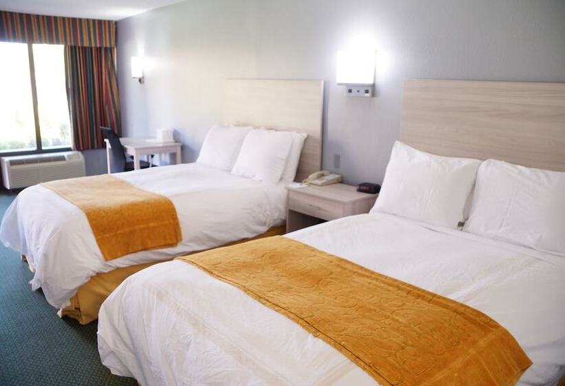 اتاق استاندارد با 2 تخت دوبل, Days Inn & Suites By Wyndham Williamsburg Colonial