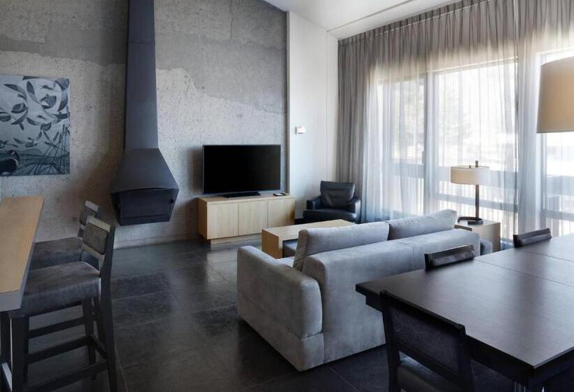 سوئیت پنت هاوس, Delta Hotels By Marriott Mont Sainte Anne, Resort & Convention Center
