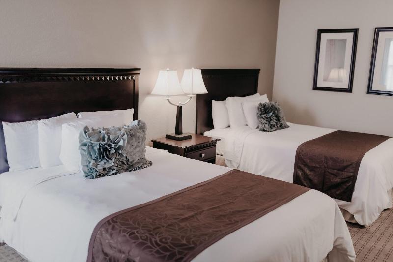 اتاق استاندارد, Eastland Suites Hotel & Conference Center