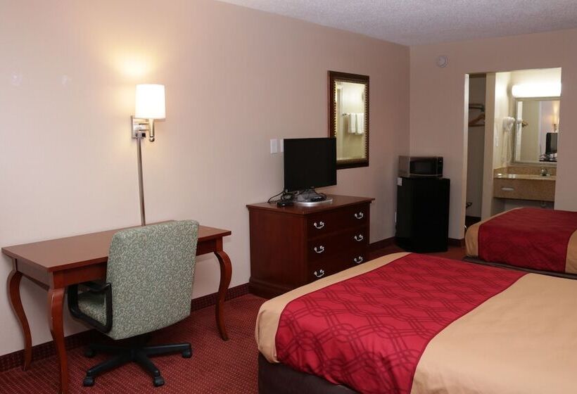 Standard Room 2 Double Beds, Econo Lodge