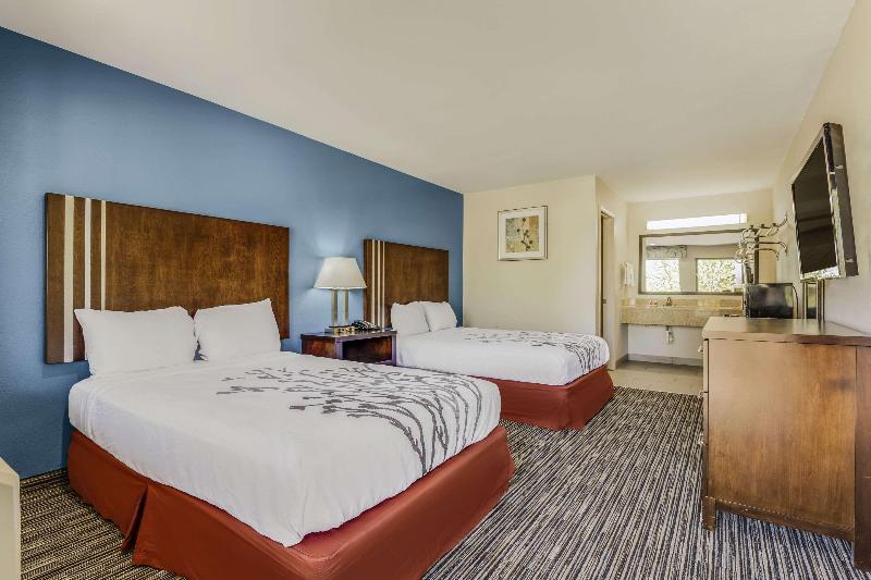 اتاق استاندارد, Econo Lodge Inn & Suites