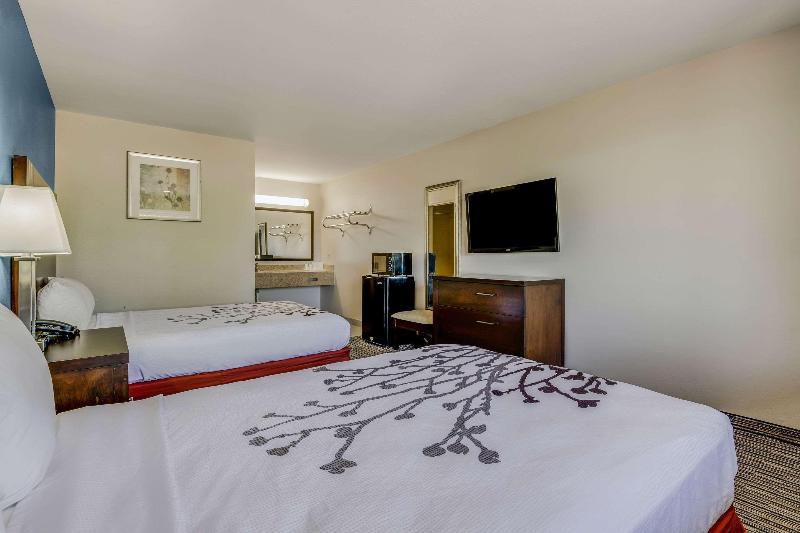 اتاق استاندارد, Econo Lodge Inn & Suites