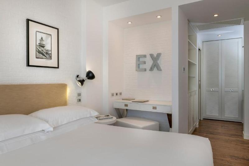 اتاق لوکس با چشم‌انداز دریا, Excelsior Hotel, Spa & Lido