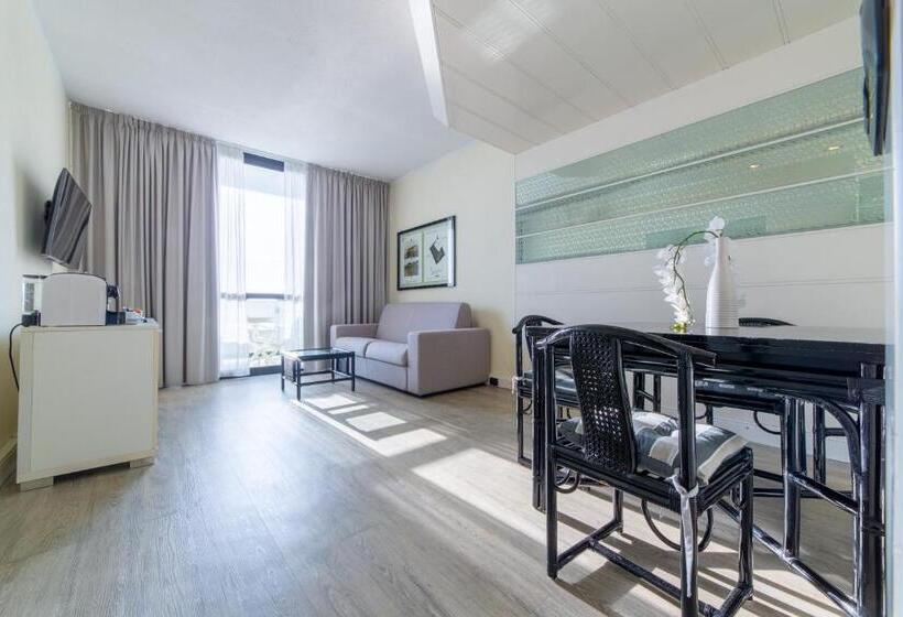 سوییت, Grand Hotel Pianeta Maratea Resort