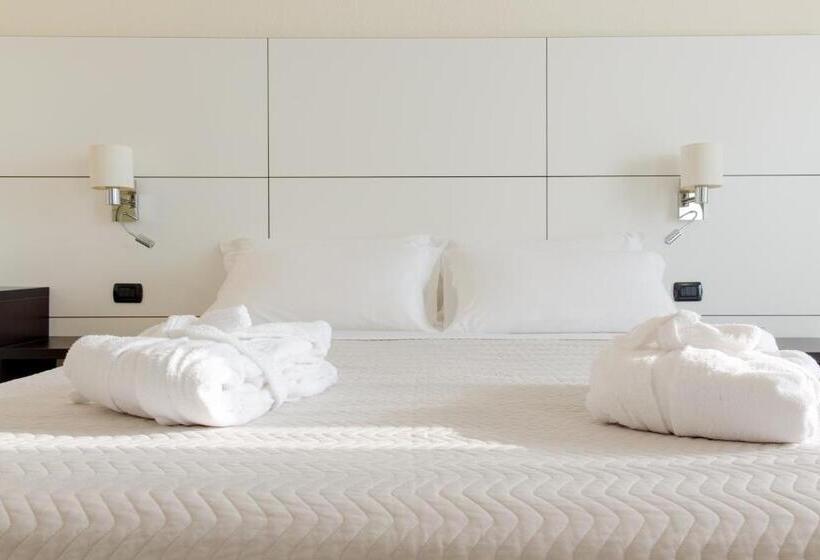 سوییت, Grand Hotel Pianeta Maratea Resort