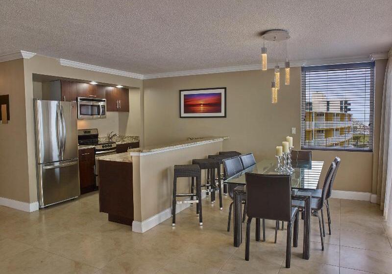 سوییت با چشم‌انداز دریا, Holiday Inn Resort Daytona Beach Oceanfront, An Ihg
