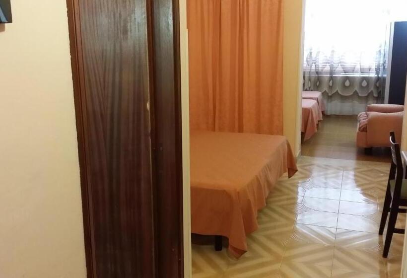 اتاق استاندارد چهار تخته, Parco Dei Principi