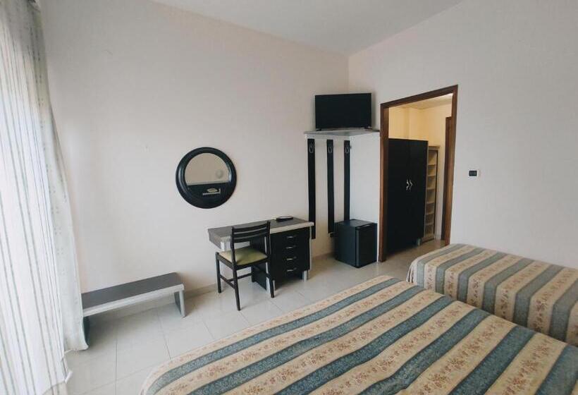 اتاق استاندارد چهار تخته, Parco Dei Principi