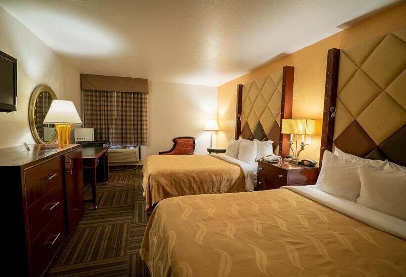 غرفه قياسيه سريرين مزدوجين, Quality Inn Florida City  Gateway To The Keys