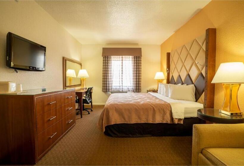 اتاق استاندارد با تخت بزرگ برای معلولان, Quality Inn Florida City  Gateway To The Keys