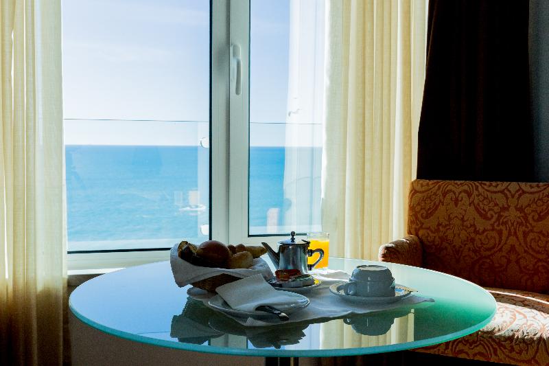 Suite mit Meerblick, Quarteirasol