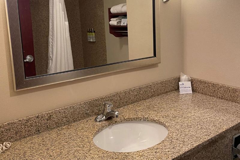اتاق استاندارد, Ramada By Wyndham Harrisburg/hershey Area