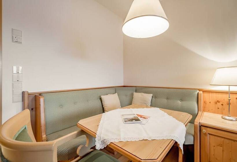 سوییت, Royal Hotel Hinterhuber