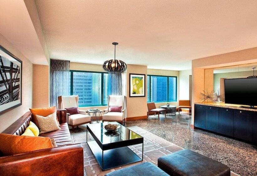 Habitación Club, Sheraton Grand Chicago