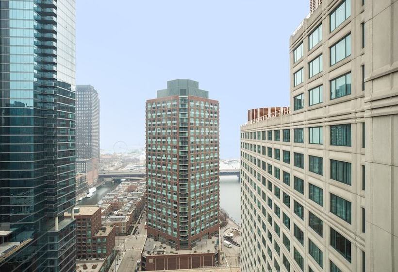 سوییت, Sheraton Grand Chicago Riverwalk