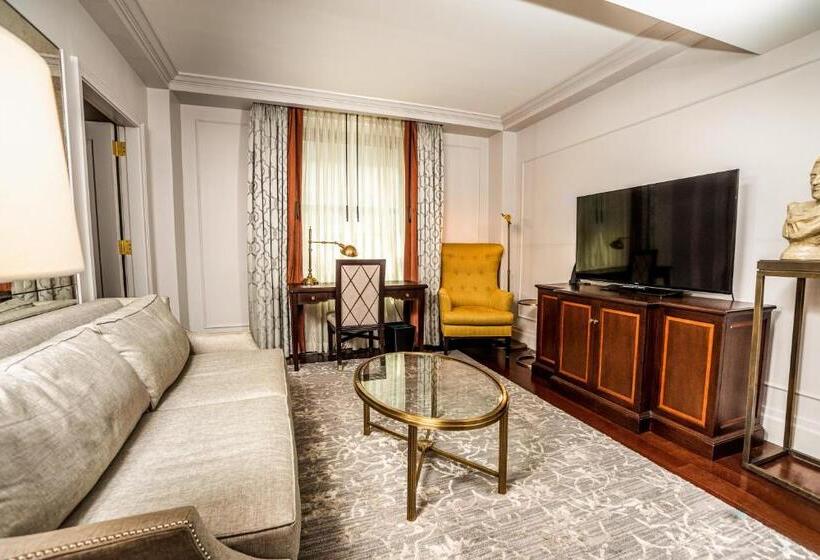 سوئیت با تخت بزرگ, Intercontinental New York Barclay