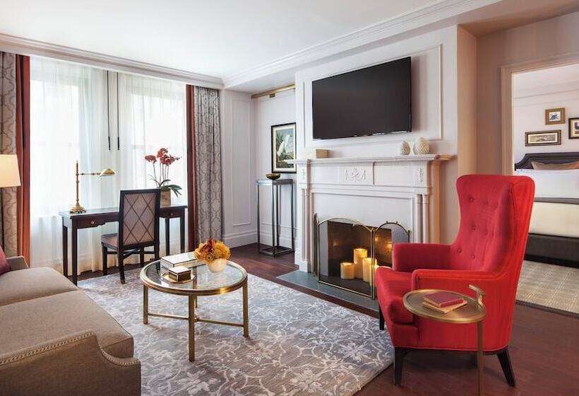 City View Suite, Intercontinental New York Barclay