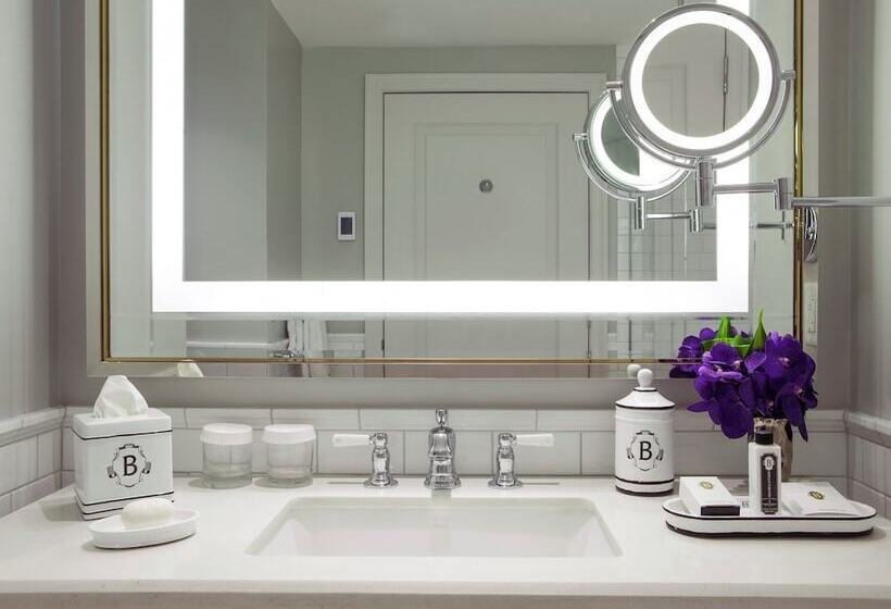 مجموعه ویستا شهر, Intercontinental New York Barclay Hotel, An Ihg