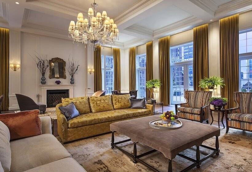 مجموعه ویستا شهر, Intercontinental New York Barclay Hotel, An Ihg