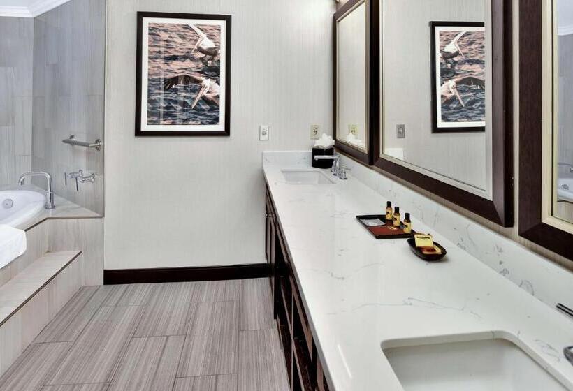 سوئیت با تخت بزرگ, Best Western Plus Redondo Beach Inn