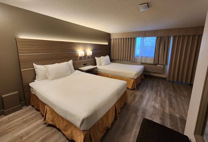 Standard Room 2 Double Beds, Days Inn & Conference Centre By Wyndham Penticton