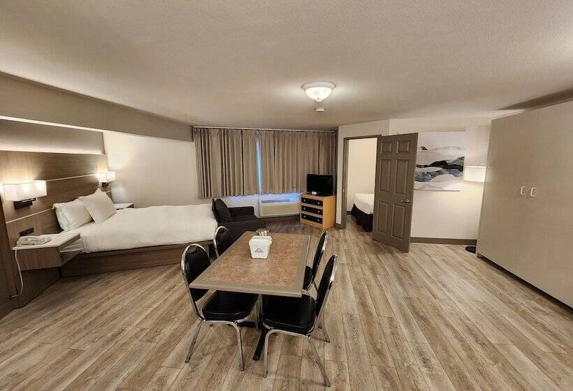 اتاق استاندارد, Days Inn By Wyndham Penticton Conference Centre