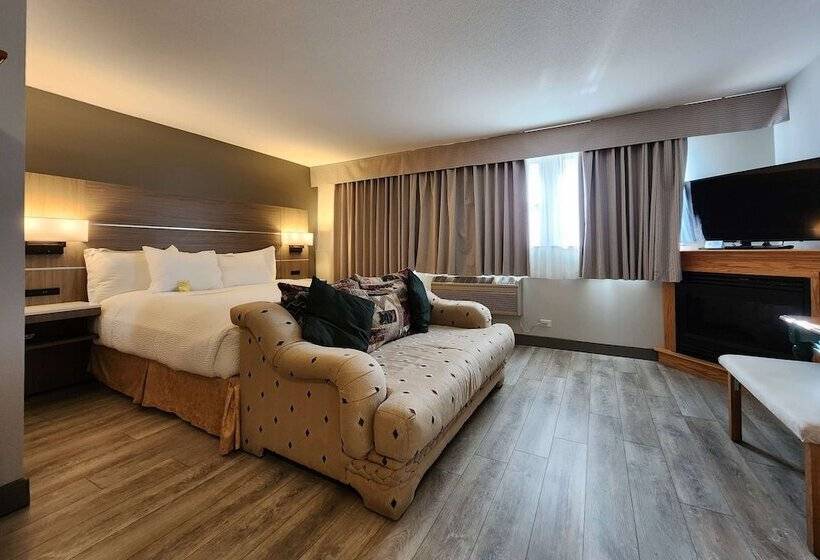 Deluxe Studio, Days Inn & Conference Centre By Wyndham Penticton