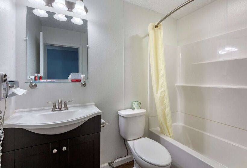 سوییت, Econo Lodge Inn & Suites South
