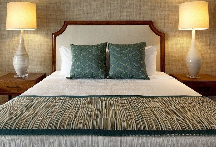اتاق استاندارد با 2 تخت دوبل, Redondo Beach Hotel, Tapestry Collection By Hilton