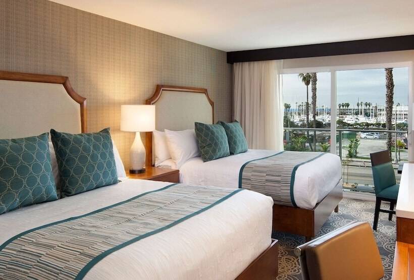 اتاق استاندارد با 2 تخت دوبل, Redondo Beach Hotel, Tapestry Collection By Hilton