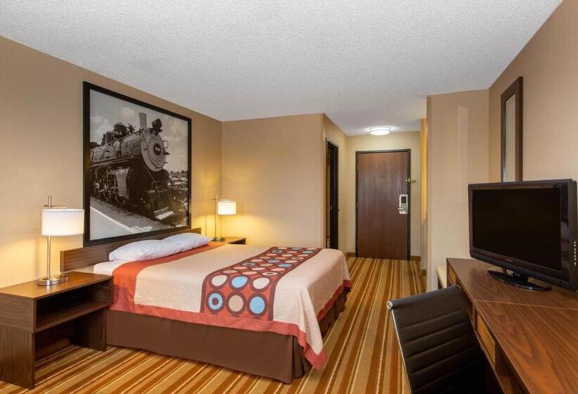 اتاق استاندارد برای معلولان, Super 8 By Wyndham Salina I70