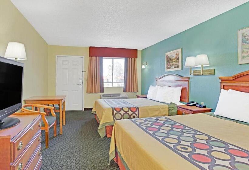 חדר סטנדרט, Super 8 By Wyndham Tucson Downtown Convention Center