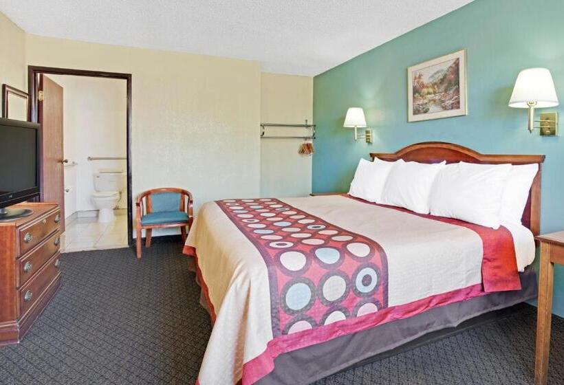 חדר סטנדרט עם מיטת קינג, Super 8 By Wyndham Tucson Downtown Convention Center