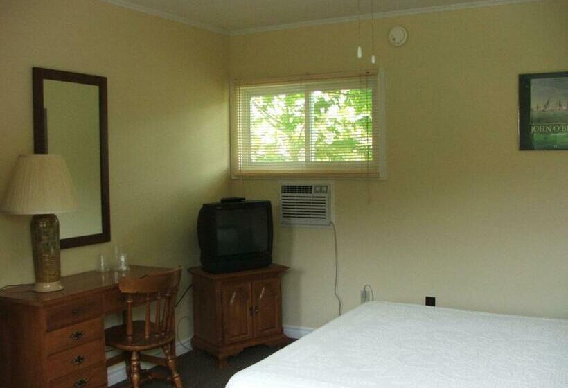 اتاق استاندارد, Picket Fence Motel