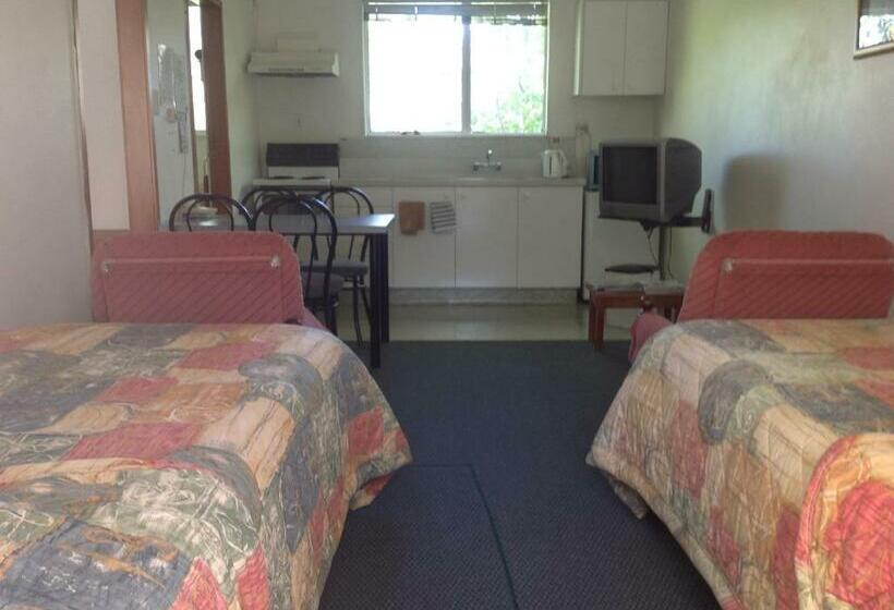 آپارتمان 1 خوابه, Breeze Motels