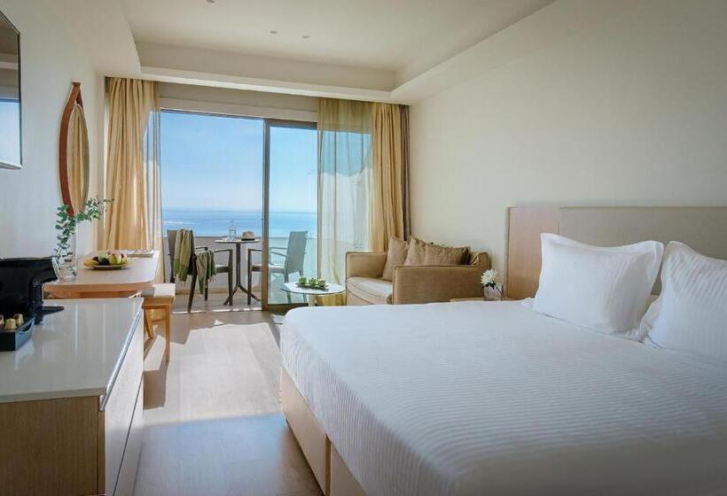 اتاق استاندارد با چشم‌انداز دریا, Alion Beach